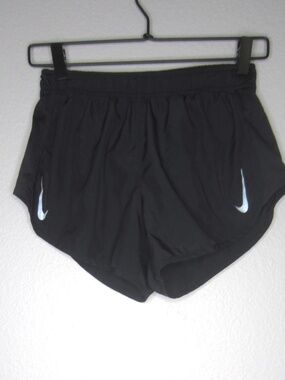 Nike Women's Running Shorts in Black - Size Small